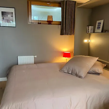 Double 2 P Luxe Aux Vignes Lovees, Entree Independante