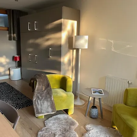 Double 2 P Luxe Aux Vignes Lovees, Entree Independante Bed & Breakfast *