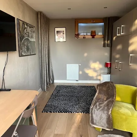 Bed & Breakfast Double 2 P Luxe Aux Vignes Lovees, Entree Independante